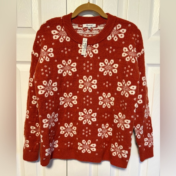 Madewell Sweaters - Madewell Rusty Red and White Floral Sweater - runs big, pit to pit is 19”